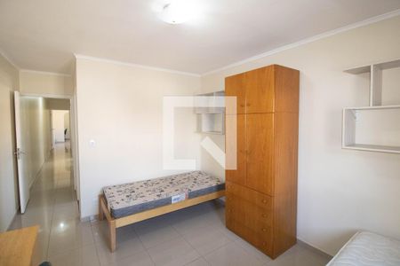 Casa para alugar com 150m², 4 quartos e 2 vagas Casa para alugar com 150m², 4 quartos e 2 vagasQuarto Suíte