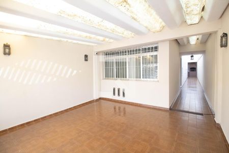 Casa para alugar com 150m², 4 quartos e 2 vagas Casa para alugar com 150m², 4 quartos e 2 vagasGaragem