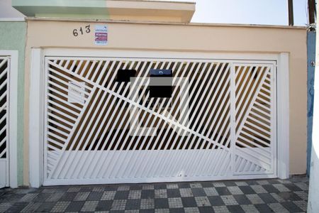 Casa para alugar com 150m², 4 quartos e 2 vagas Casa para alugar com 150m², 4 quartos e 2 vagasEntrada