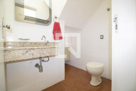 Casa para alugar com 150m², 4 quartos e 2 vagas Casa para alugar com 150m², 4 quartos e 2 vagasLavabo