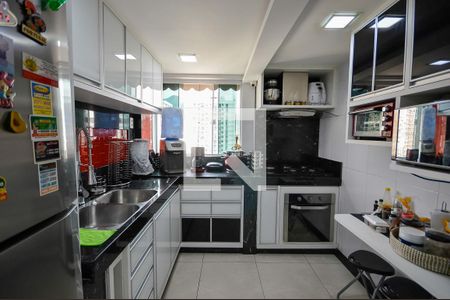 Apartamento à venda com 127m², 3 quartos e 2 vagasCozinha