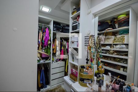 Apartamento à venda com 127m², 3 quartos e 2 vagasCloset da Suíte 1