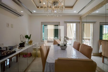 Apartamento à venda com 127m², 3 quartos e 2 vagasSala