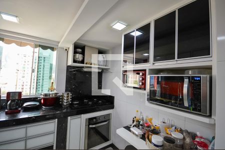 Apartamento à venda com 127m², 3 quartos e 2 vagasCozinha