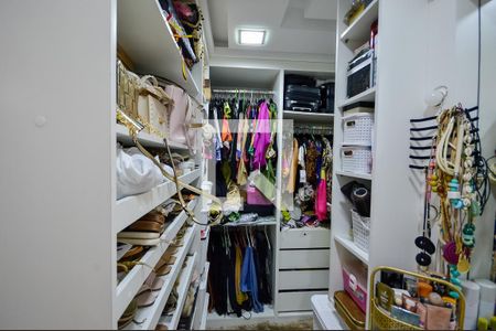 Apartamento à venda com 127m², 3 quartos e 2 vagasCloset da Suíte 1