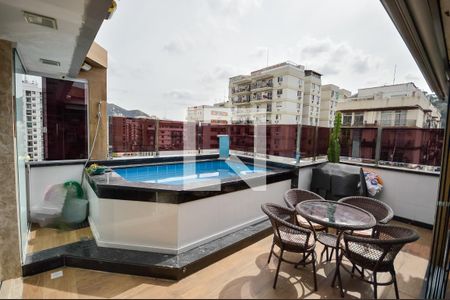 Apartamento à venda com 127m², 3 quartos e 2 vagasTerraço