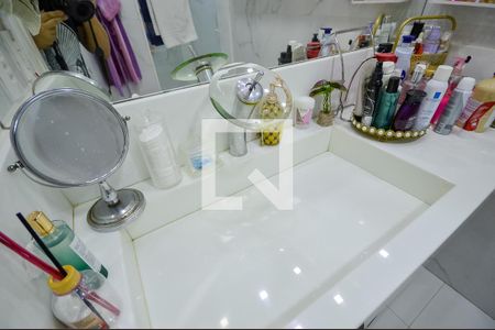 Apartamento à venda com 127m², 3 quartos e 2 vagasBanheiro da Suíte 1