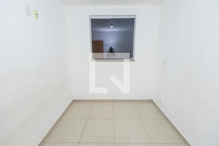 Quarto 1 de apartamento para alugar com 2 quartos, 85m² em Piratininga (venda Nova), Belo Horizonte