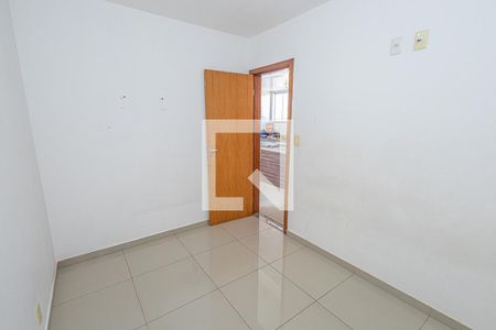 Quarto 1 de apartamento para alugar com 2 quartos, 85m² em Piratininga (venda Nova), Belo Horizonte