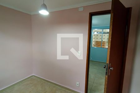 quarto 1 de apartamento para alugar com 2 quartos, 45m² em Taquara, Rio de Janeiro