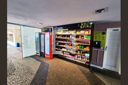 Apartamento à venda com 65m², 2 quartos e 1 vagaMercadinho