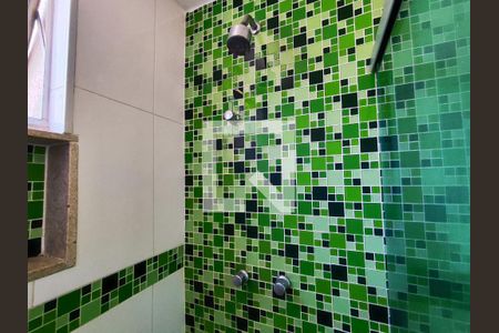 Apartamento à venda com 65m², 2 quartos e 1 vagaChuveiro