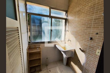 Apartamento à venda com 65m², 2 quartos e 1 vagaÁrea de Serviço