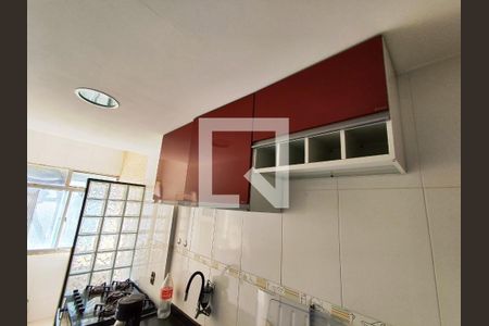 Apartamento à venda com 65m², 2 quartos e 1 vagaCozinha - Armários