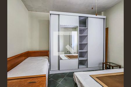 Quarto 1 de apartamento para alugar com 1 quarto, 50m² em Vila Júlia, Guarujá