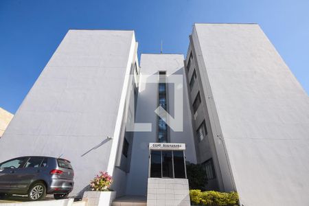 Apartamento para alugar com 50m², 2 quartos e 1 vagaFachada