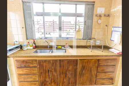 Casa à venda com 190m², 3 quartos e 2 vagasCozinha