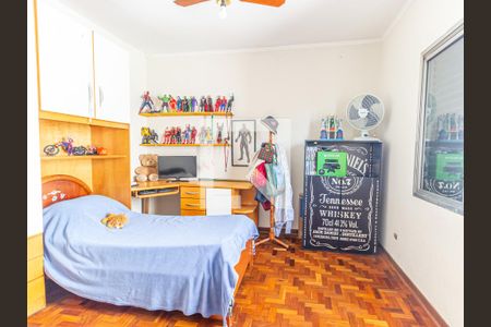 Casa à venda com 190m², 3 quartos e 2 vagasQuarto 2