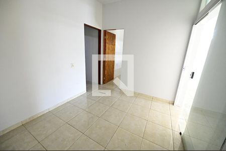 Sala de casa para alugar com 2 quartos, 78m² em Parque Trindade, Aparecida de Goiânia