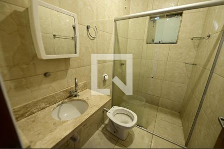 Banheiro de casa para alugar com 2 quartos, 78m² em Parque Trindade, Aparecida de Goiânia