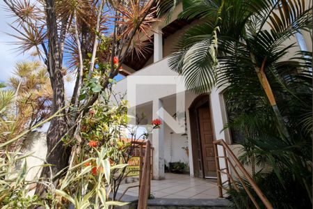 Fachada da casa de casa para alugar com 5 quartos, 420m² em Carlos Prates, Belo Horizonte