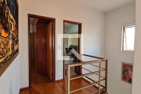 Casa à venda com 420m², 5 quartos e 4 vagasSegundo piso