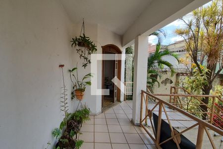 Casa à venda com 420m², 5 quartos e 4 vagasVaranda inferior 