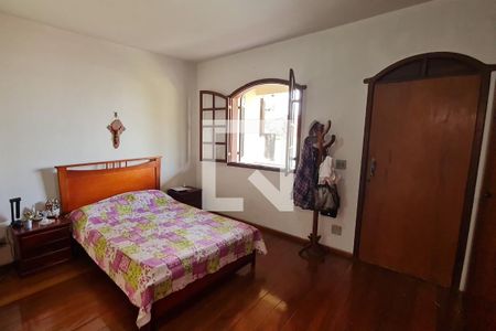 Casa à venda com 420m², 5 quartos e 4 vagasQuarto 1 - Suíte 