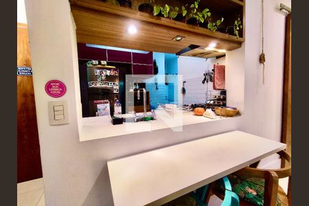 Apartamento para alugar com 80m², 2 quartos e sem vagaCozinha americana