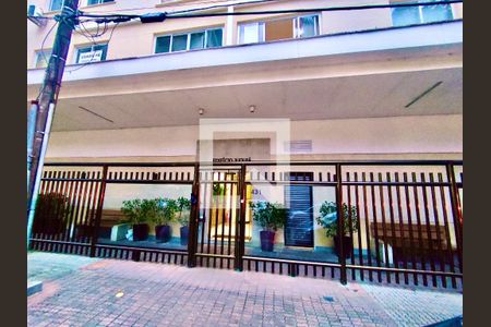 Apartamento para alugar com 80m², 2 quartos e sem vagaFachada