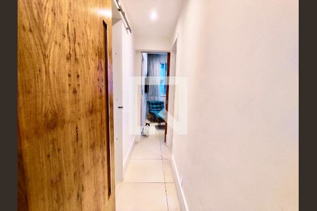 Corredor de apartamento para alugar com 2 quartos, 80m² em Gávea, Rio de Janeiro