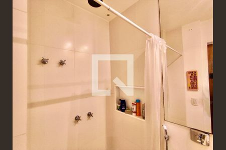 Apartamento para alugar com 80m², 2 quartos e sem vagaBanheiro social