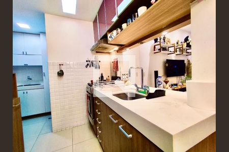 Apartamento para alugar com 80m², 2 quartos e sem vagaCozinha americana