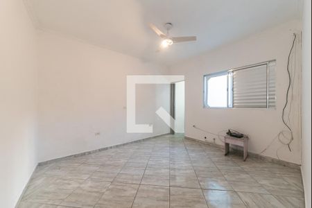 Casa para alugar com 280m², 4 quartos e 3 vagas Casa para alugar com 280m², 4 quartos e 3 vagasSala Casa 2