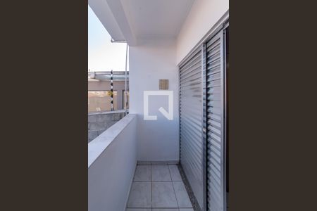 Casa para alugar com 280m², 4 quartos e 3 vagas Casa para alugar com 280m², 4 quartos e 3 vagasSacada do Quarto 1 - Casa 2