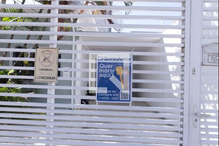 Casa para alugar com 280m², 4 quartos e 3 vagas Casa para alugar com 280m², 4 quartos e 3 vagasPlaquinha