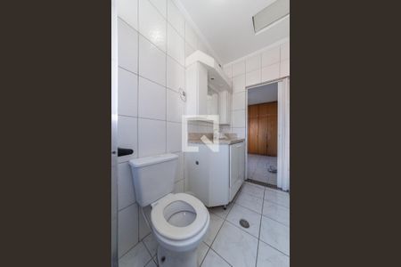 Casa para alugar com 280m², 4 quartos e 3 vagas Casa para alugar com 280m², 4 quartos e 3 vagasBanheiro da Suíte - Casa 2