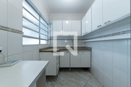 Casa para alugar com 280m², 4 quartos e 3 vagas Casa para alugar com 280m², 4 quartos e 3 vagasCozinha - Casa 2