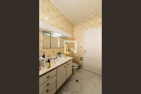 Casa para alugar com 280m², 4 quartos e 3 vagas Casa para alugar com 280m², 4 quartos e 3 vagasBanheiro Social