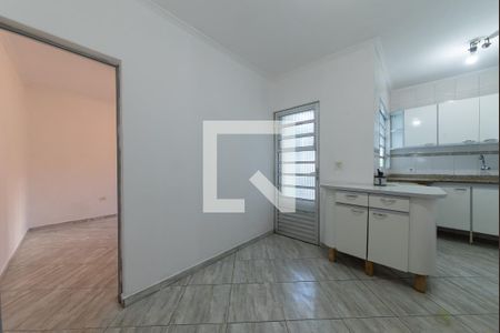 Casa para alugar com 280m², 4 quartos e 3 vagas Casa para alugar com 280m², 4 quartos e 3 vagasCozinha - Casa 2
