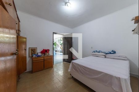 Casa para alugar com 280m², 4 quartos e 3 vagas Casa para alugar com 280m², 4 quartos e 3 vagasQuarto 2