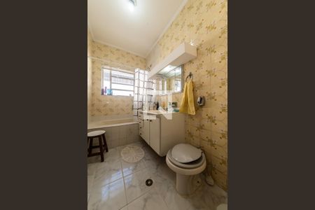 Casa para alugar com 280m², 4 quartos e 3 vagas Casa para alugar com 280m², 4 quartos e 3 vagasBanheiro Social