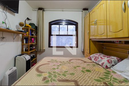 Casa à venda com 143m², 3 quartos e 3 vagas Casa à venda com 143m², 3 quartos e 3 vagasQuarto 2