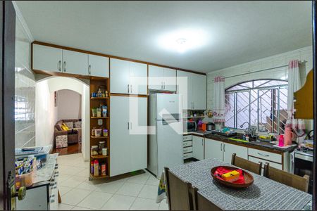 Casa à venda com 143m², 3 quartos e 3 vagas Casa à venda com 143m², 3 quartos e 3 vagasCozinha
