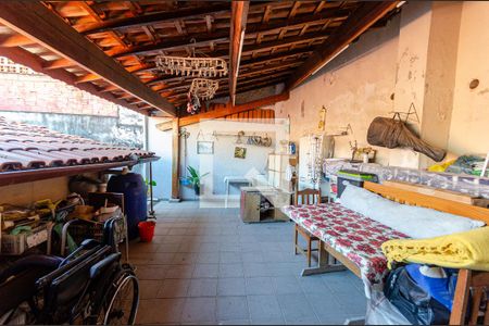 Casa à venda com 143m², 3 quartos e 3 vagas Casa à venda com 143m², 3 quartos e 3 vagasÁrea comum