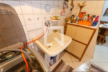 Casa à venda com 143m², 3 quartos e 3 vagas Casa à venda com 143m², 3 quartos e 3 vagasÁrea de Serviço