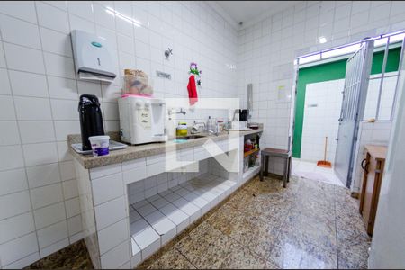 Casa à venda com 420m², 5 quartos e 7 vagasCozinha