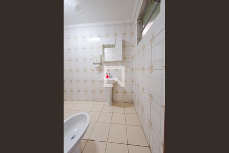 Casa à venda com 420m², 5 quartos e 7 vagasBanheiro suíte 1