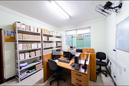 Casa à venda com 420m², 5 quartos e 7 vagasSuíte 1