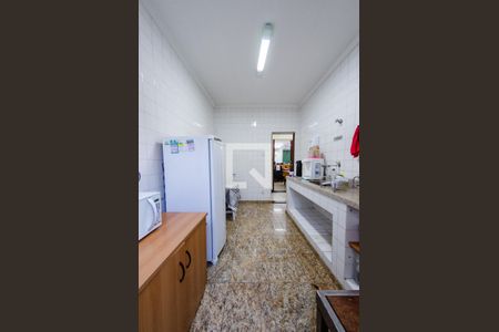 Casa à venda com 420m², 5 quartos e 7 vagasCozinha